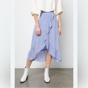 ✨ Rails Nova Floral Ruffle Skirt‎ Sz M NWT ✨
